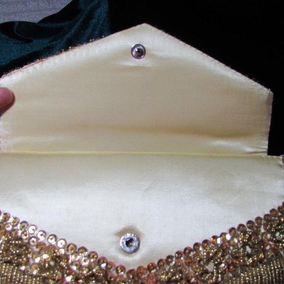 Elegant Gold Beaded Vintage Clutch - Picture 5 of 10